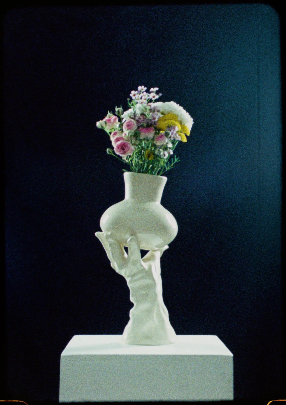 Glovy Vase